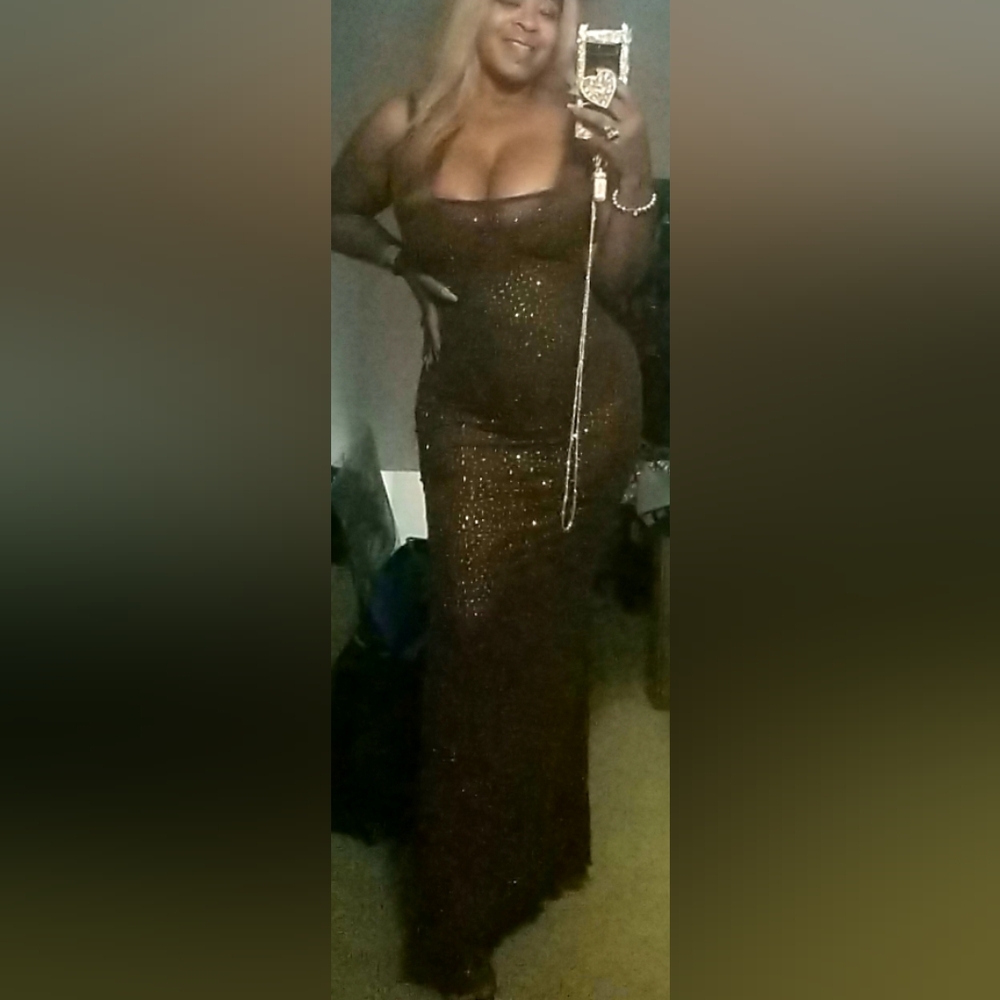 GORGEOUS mesh/sheer, sparkly, rhinestoneEmbellished dress!Spaghetti straps